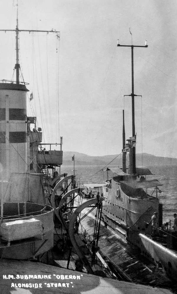 HMS Stuart alongside HM Sibmarine Oberson