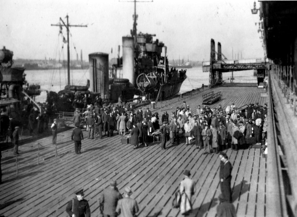 HMS Vivien berthed at Tilbury in May 1940