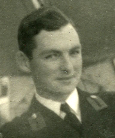 Midshipman Briggs, HMS Wivern, killed 14 May 1940